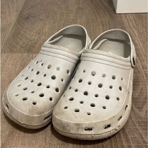 Knockoff crocs